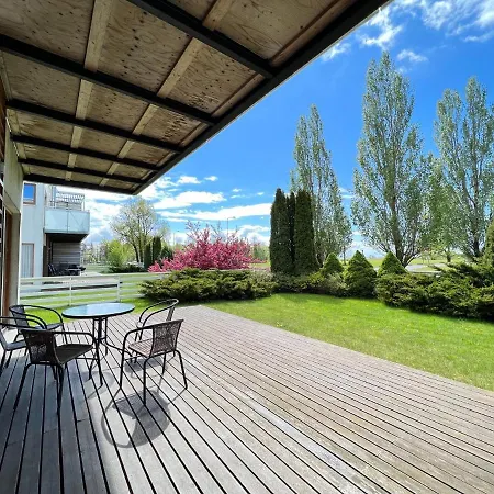 Family Papli Apartament *